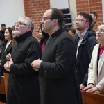 Radosne uwielbienie Zmartwychwstałego w kościele NMP na Piasku