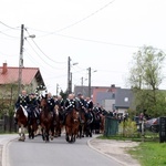 Wielkanocna procesja konna w Ostropie