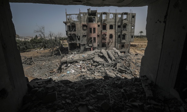 Armia izraelska wycofuje czołgi ze szpitala Al-Szifa w Gazie