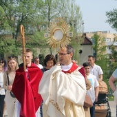 Miłosierdzie i zmartwychwstanie są ściśle związane