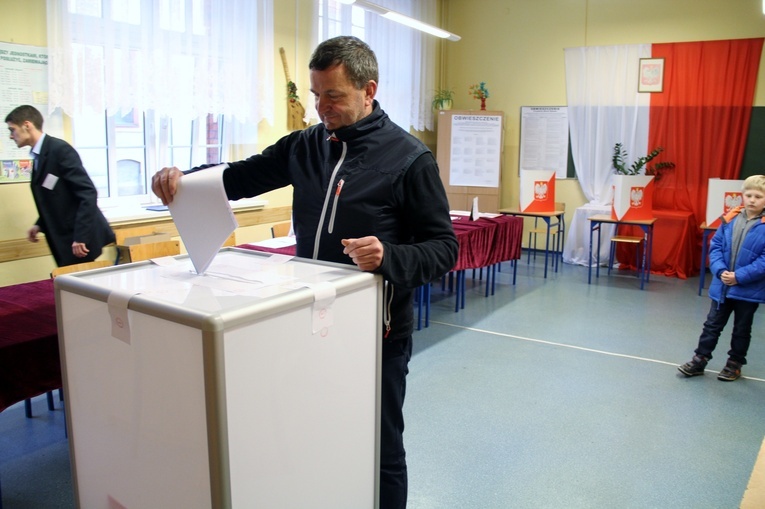 Wybory samorządowe. Będzie druga tura we Wrocławiu