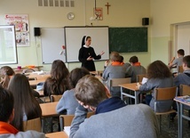 Komisja Wychowania Katolickiego KEP sprzeciwia się zapowiadanym działaniom ministerstwa dot. lekcji religii