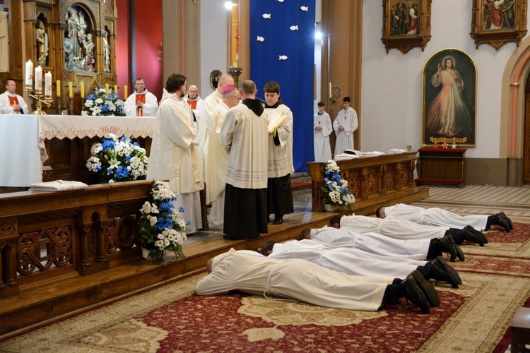 Święcenia kapłańskie u franciszkanów