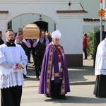 Wyszogród. Pogrzeb ks. kan. Zenona Glicnera (1939-2024)