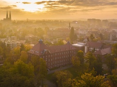 Rybnik. Będą nowe studia. Akademia Śląska otwiera kierunek "pielęgniarstwo"