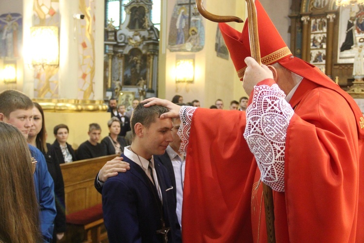 Bierzmowanie w Porąbce Uszewskiej 2024