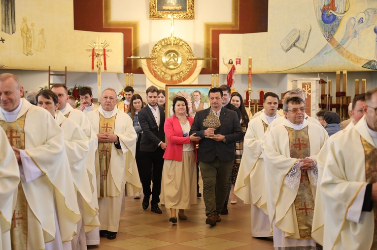 Relikwie zostały przekazane przedstawicielom diecezji radomskiej.