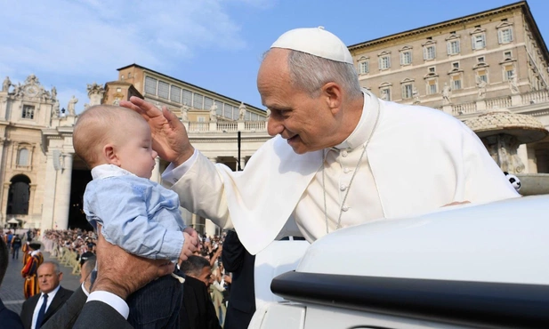 Papież Leon XIV o misji edukacji w świecie niepewności