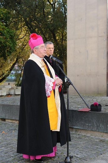 X Dzień Papieski w Gdyni; fot. M. Grabarz i J. Hlades