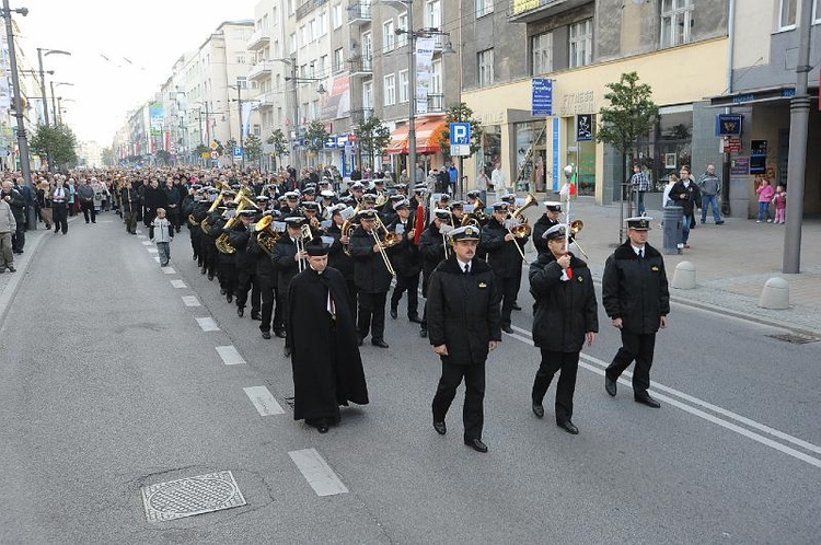 X Dzień Papieski w Gdyni; fot. M. Grabarz i J. Hlades