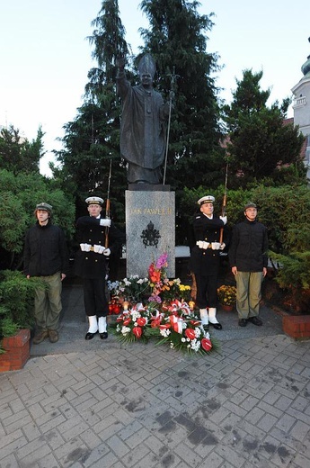 X Dzień Papieski w Gdyni; fot. M. Grabarz i J. Hlades