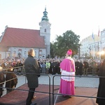 X Dzień Papieski w Gdyni; fot. M. Grabarz i J. Hlades