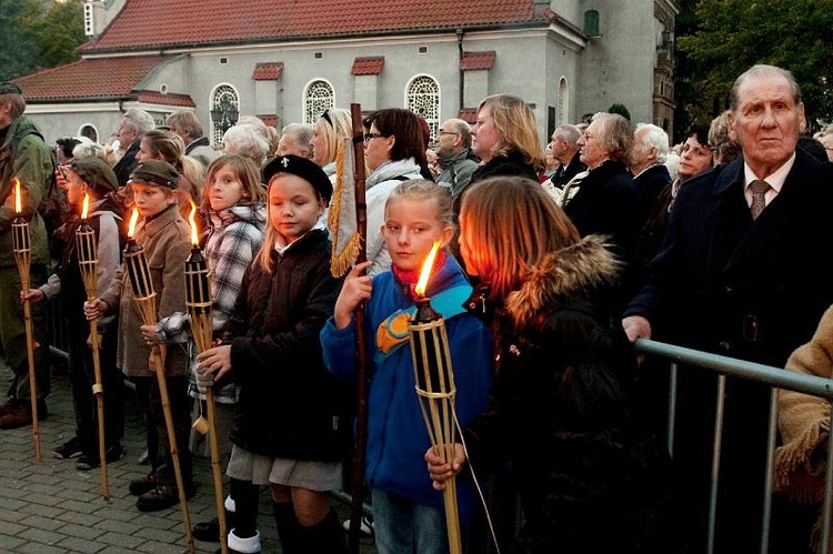 X Dzień Papieski w Gdyni; fot. M. Grabarz i J. Hlades