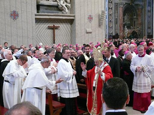 Uroczystość wręczenia paliuszy