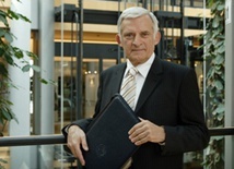 prof. Jerzy Buzek