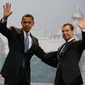 Miedwiediew i Obama zadowoleni
