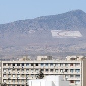 Cypr: Obchody 35. rocznicy tureckiej inwazji