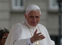 Benedyt XVI pokreśla rolę sportu 