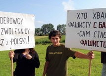 Protest przeciwko rajdowi kolarskiemu śladami Stepana Bandery