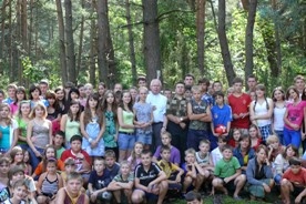 Dyrektor Caritas Polska odwiedził dzieci polonijne