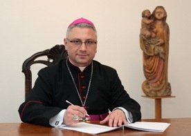 bp Artur Miziński