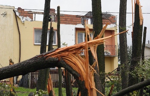 Zniszczenia po huraganie
