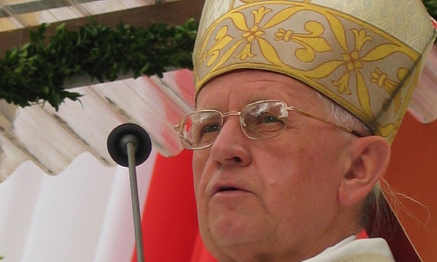 Abp Damian Zimoń