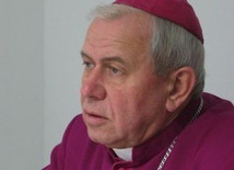 Bp Stanisław Napierała 