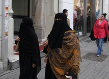 Muzułmanki na ulicy Istambułu