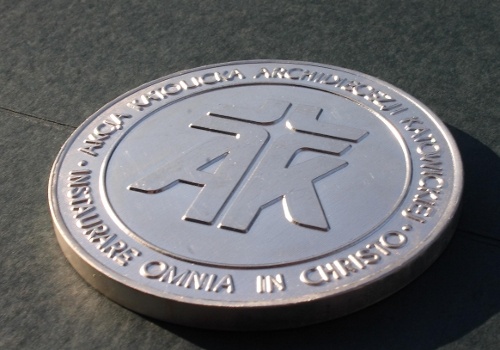 Medal z logo Akcji Katolickiej