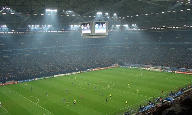 Chrzty i śluby na stadionie Schalke