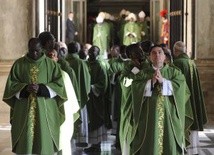 Synod o poligamii i konfliktach plemiennych