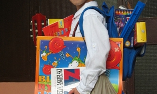 Prawie 1000 zł na wyprawki szkolne