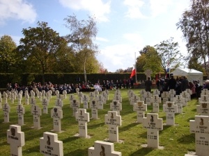 Ceremonie na cmentarzu