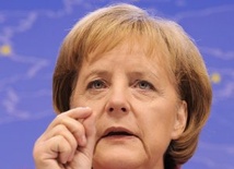 Merkel "cichym liderem Europy"