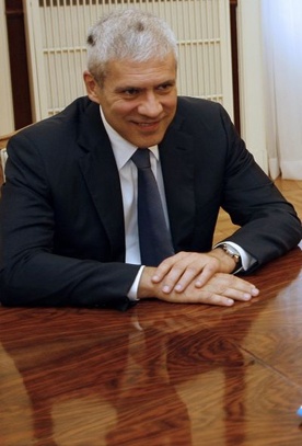 Tadić: Serbia intensywnie szuka Mladicia