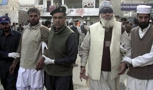 Drugi zamach w Pakistanie, zginęło 3 policjantów
