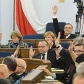 Senat: Ustawa o hazardzie przyjęta