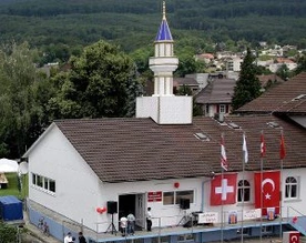 Poparto zakaz budowy minaretów?