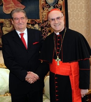 Benedykt XVI zaproszony do Albanii