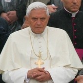 Benedykt XVI wzywa do dzielenia się z biednymi
