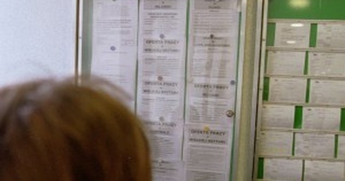 Za 9 lat praca dla każdego?