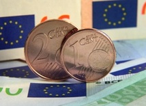 Euro dla Polski oddala się
