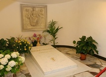 Imieninowa Msza przy grobie Jana Pawła II