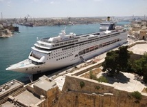 Papież odwiedzi Maltę