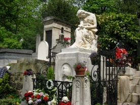 Prymas Polski przy grobie Chopina