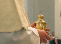 Benedykt XVI odprawił mszę Krzyżma Świętego