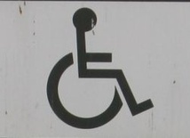 Warszawa: Niepełnosprawni mogą zamówić transport na wybory