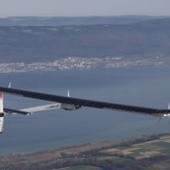 Pierwszy lot samolotu na energię słoneczną