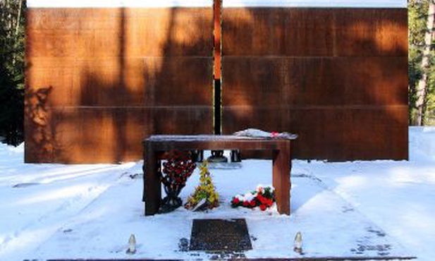Cmentarz Memoriał w Lesie  Katyńskim
